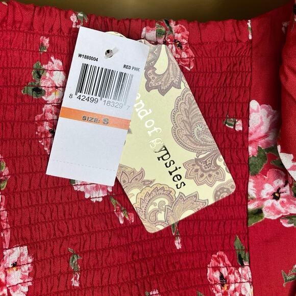 Band of Gypsies NWT Crop Top in Red Floral With Puckered Back Size Small - Picture 4 of 5